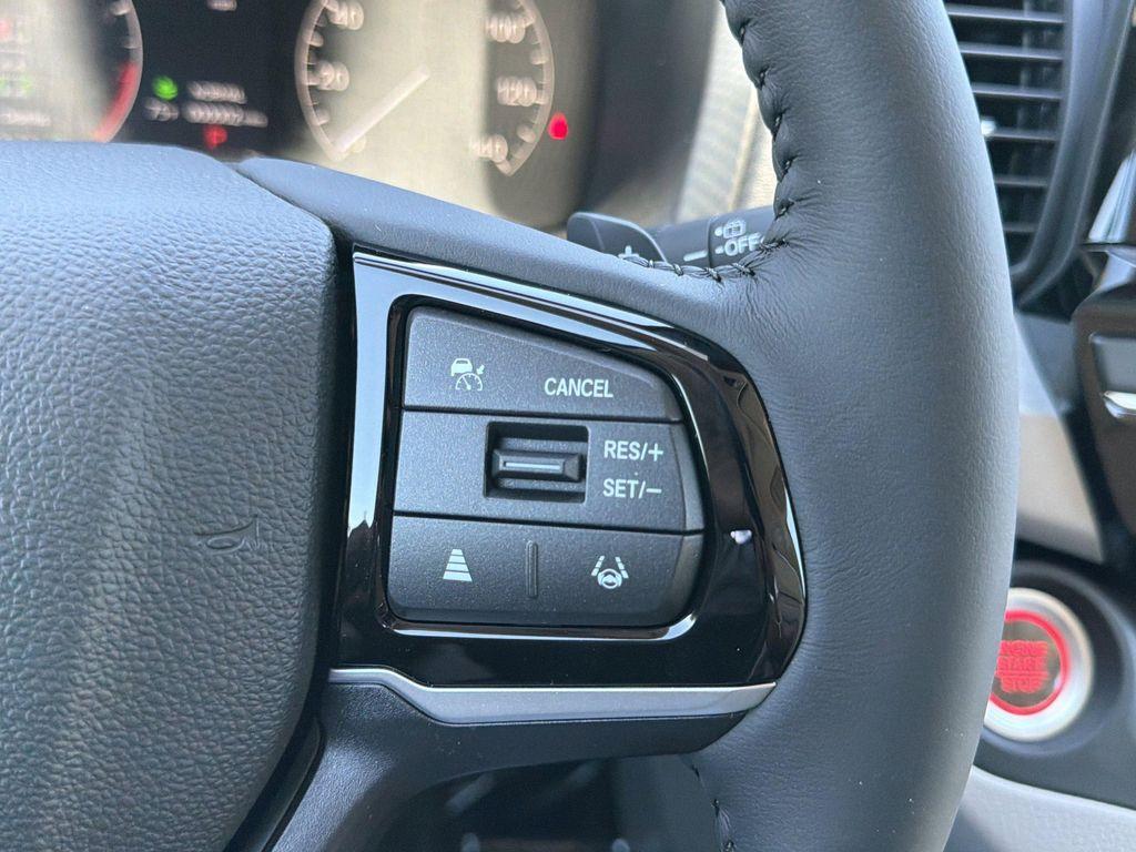 new 2026 Honda Odyssey car, priced at $41,633