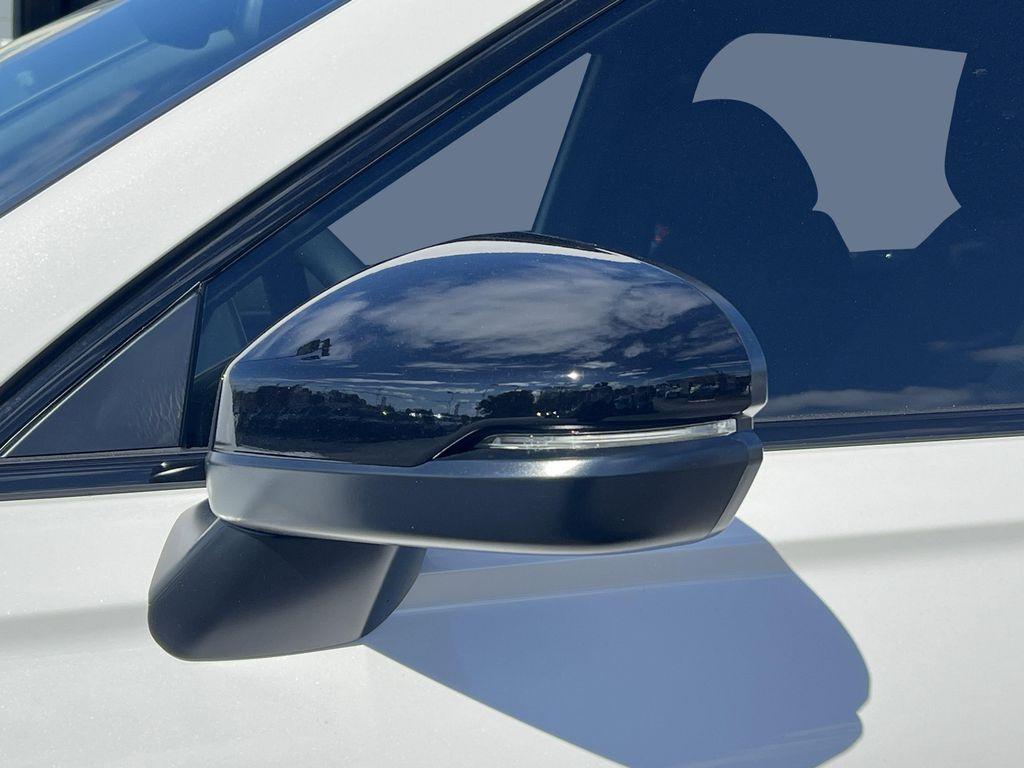 new 2026 Honda CR-V Hybrid car, priced at $38,633
