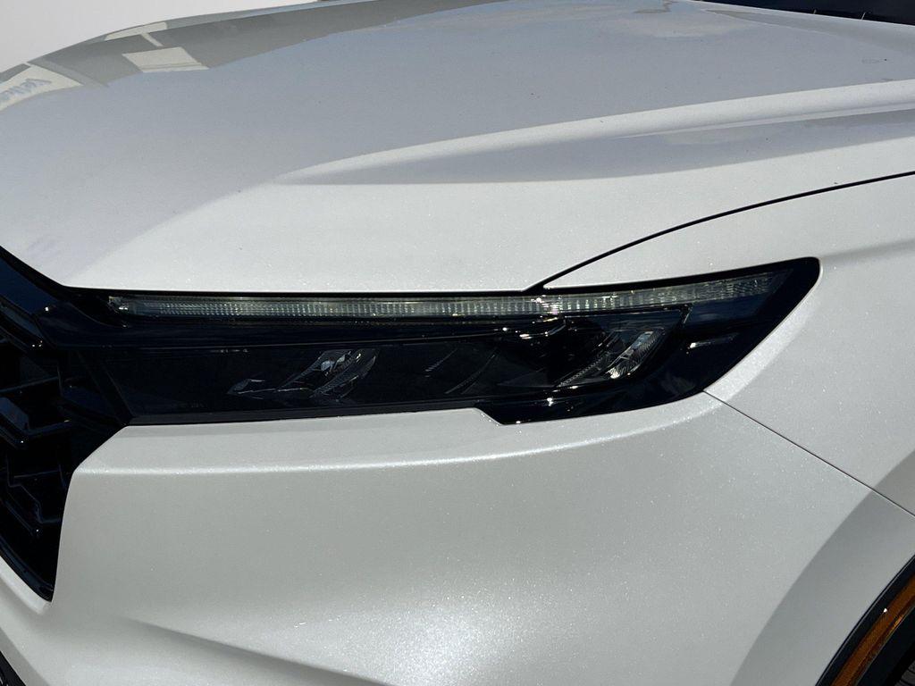 new 2026 Honda CR-V Hybrid car, priced at $38,633