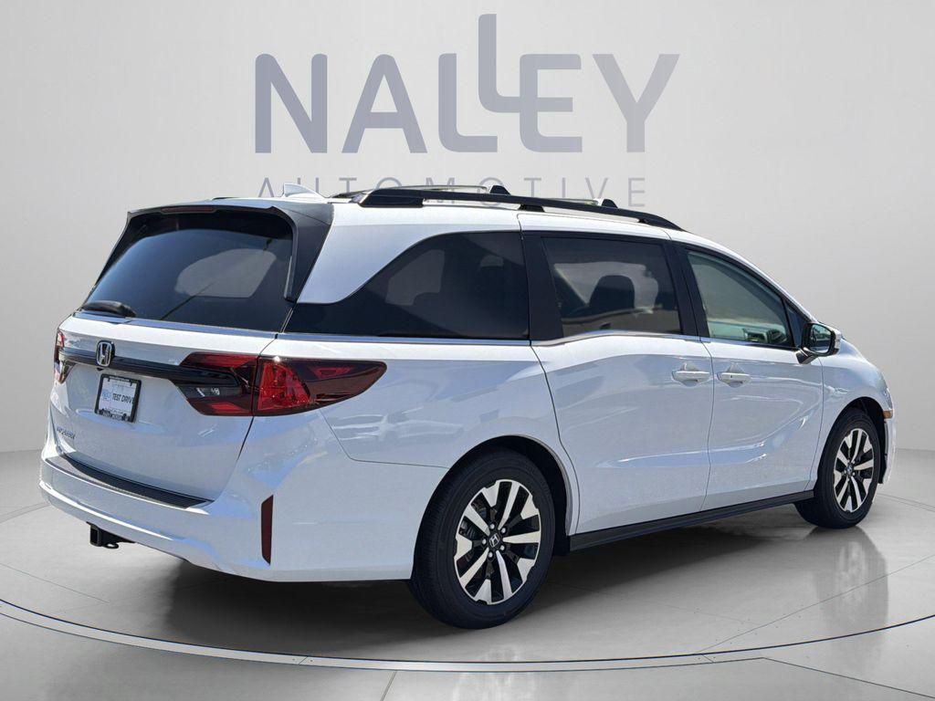 new 2026 Honda Odyssey car, priced at $43,372