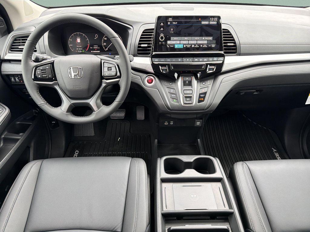 new 2026 Honda Odyssey car, priced at $42,192