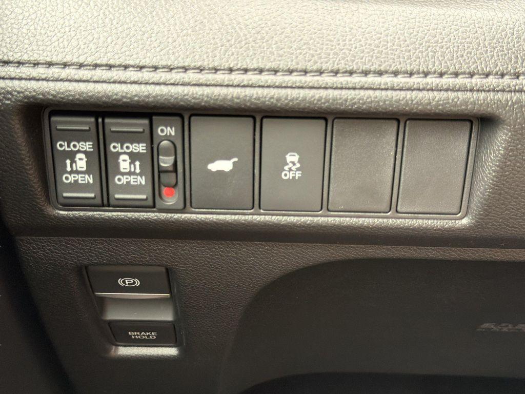 new 2026 Honda Odyssey car, priced at $43,095