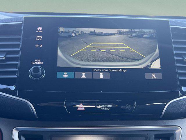 used 2022 Honda Pilot car, priced at $31,853