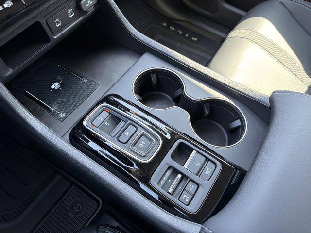 new 2026 Honda Pilot car, priced at $43,658