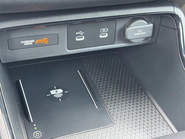 new 2026 Honda CR-V Hybrid car, priced at $38,161