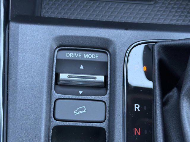 new 2026 Honda CR-V Hybrid car, priced at $38,593