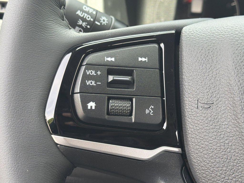 new 2026 Honda Odyssey car, priced at $46,051