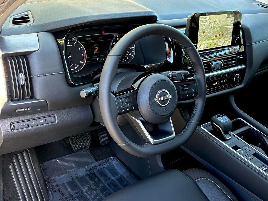 new 2025 Nissan Pathfinder car, priced at $40,425