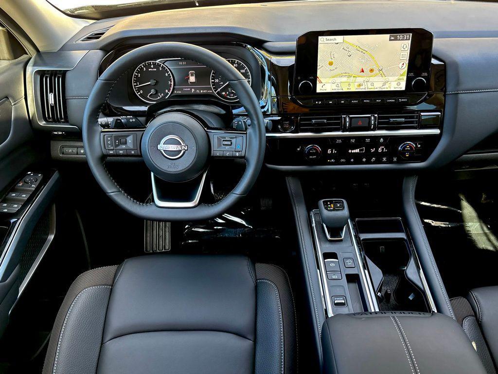 new 2025 Nissan Pathfinder car, priced at $40,425