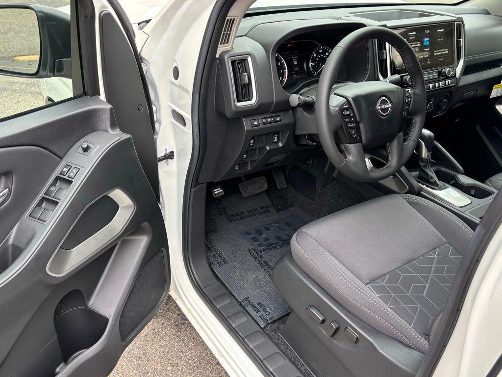 new 2025 Nissan Frontier car, priced at $39,755