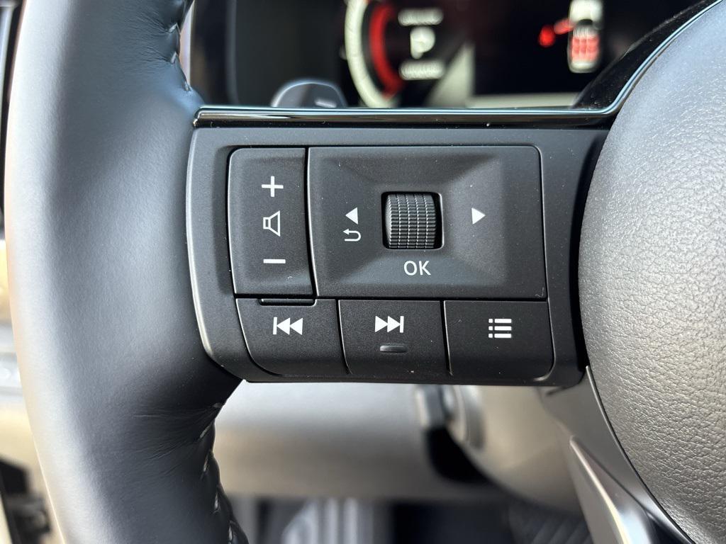 new 2025 Nissan Pathfinder car, priced at $46,395