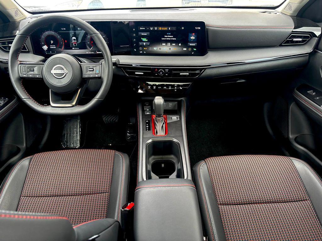 new 2025 Nissan Kicks car, priced at $31,625