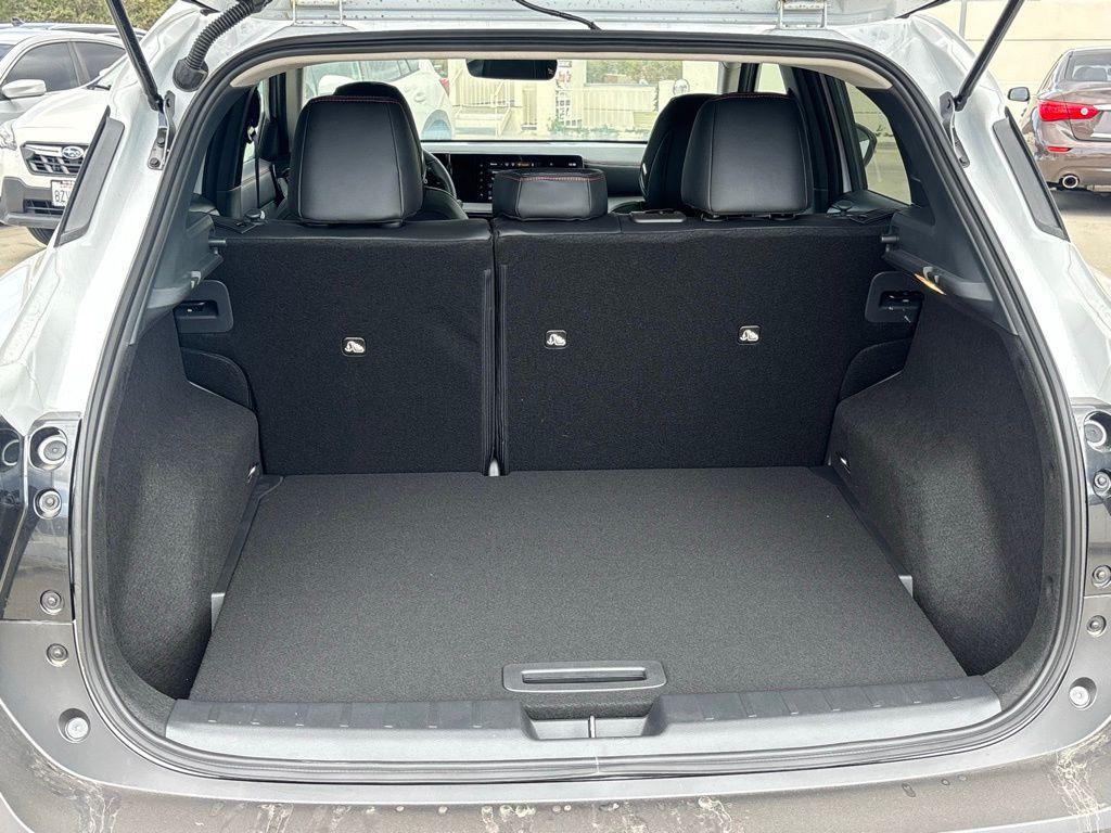 new 2025 Nissan Kicks car, priced at $31,625