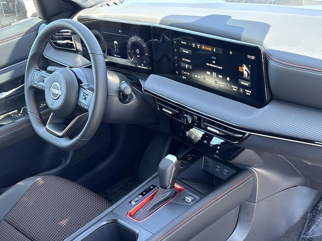 new 2025 Nissan Kicks car, priced at $26,750