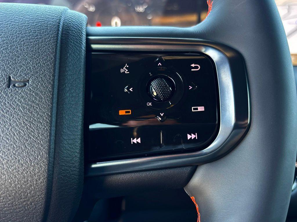 new 2025 Nissan Armada car, priced at $79,355