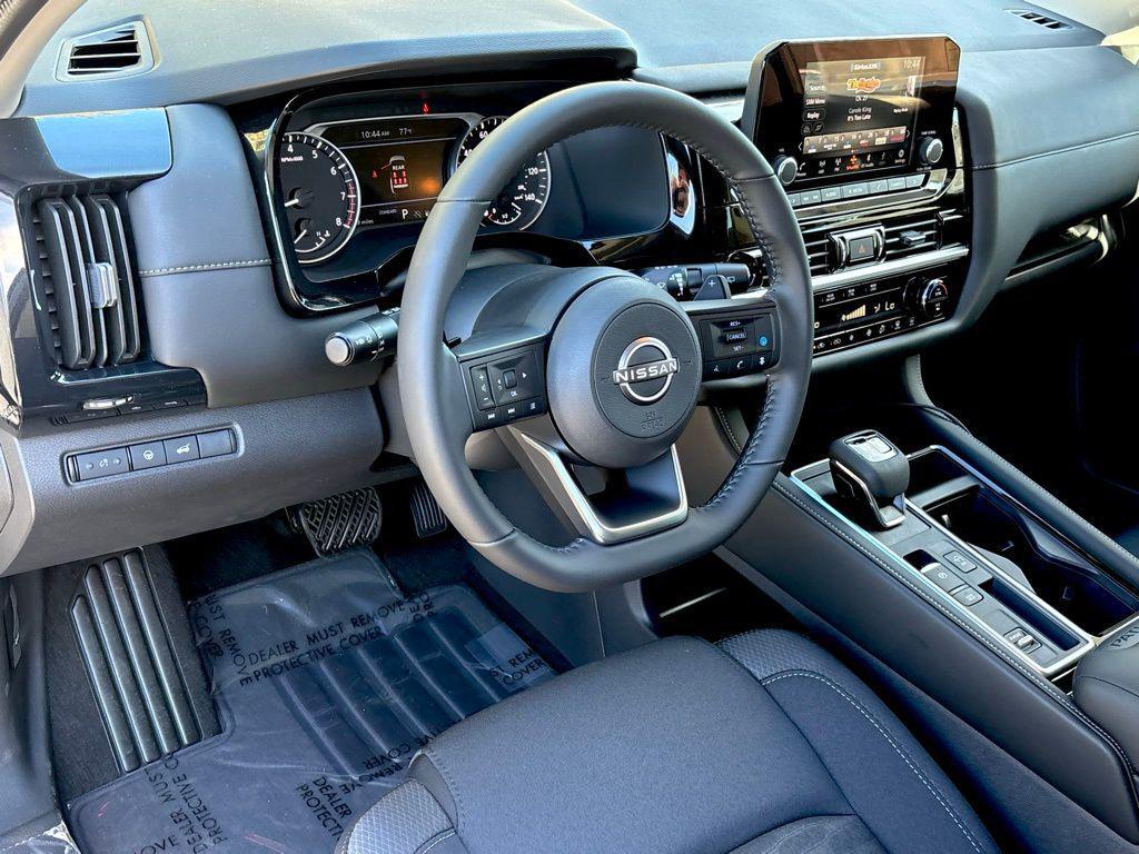 new 2025 Nissan Pathfinder car, priced at $39,375