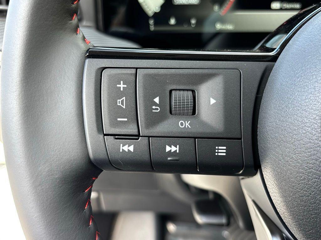 new 2025 Nissan Kicks car, priced at $30,415