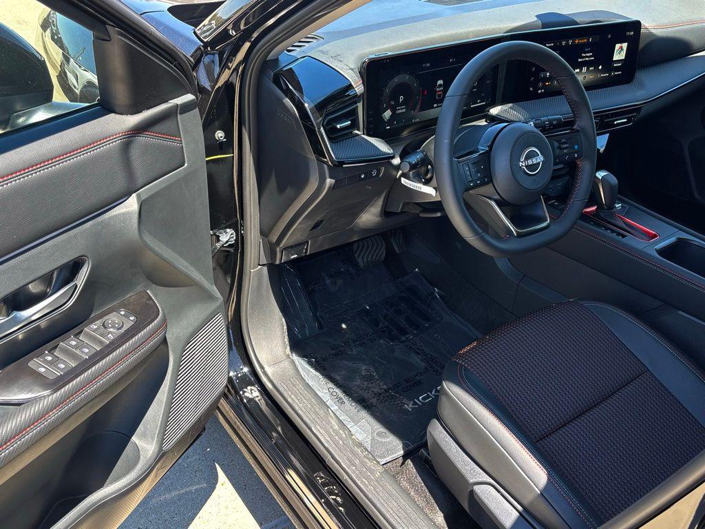 new 2025 Nissan Kicks car, priced at $27,950