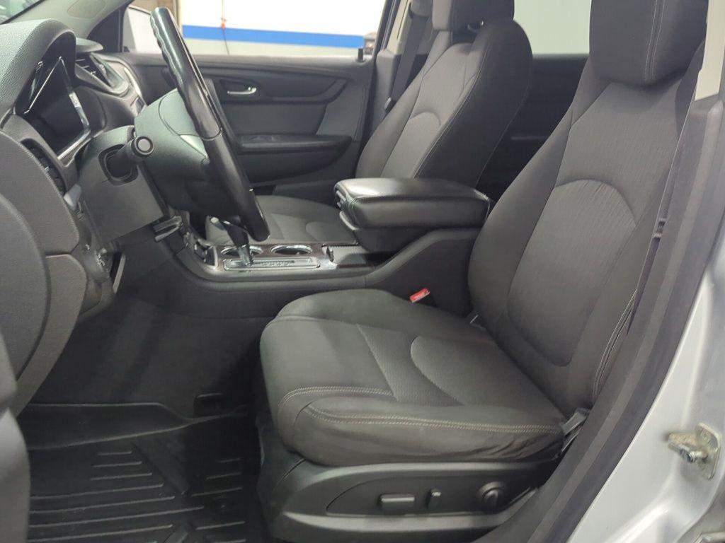 used 2015 Chevrolet Traverse car, priced at $8,435