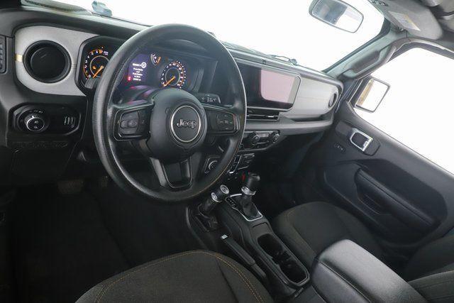 used 2024 Jeep Gladiator car, priced at $31,977