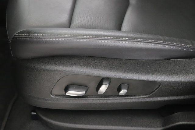 used 2025 Cadillac XT5 car, priced at $35,900