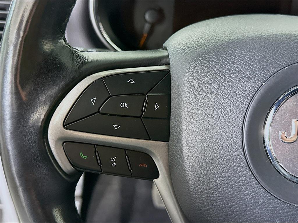 used 2021 Jeep Grand Cherokee car, priced at $21,894