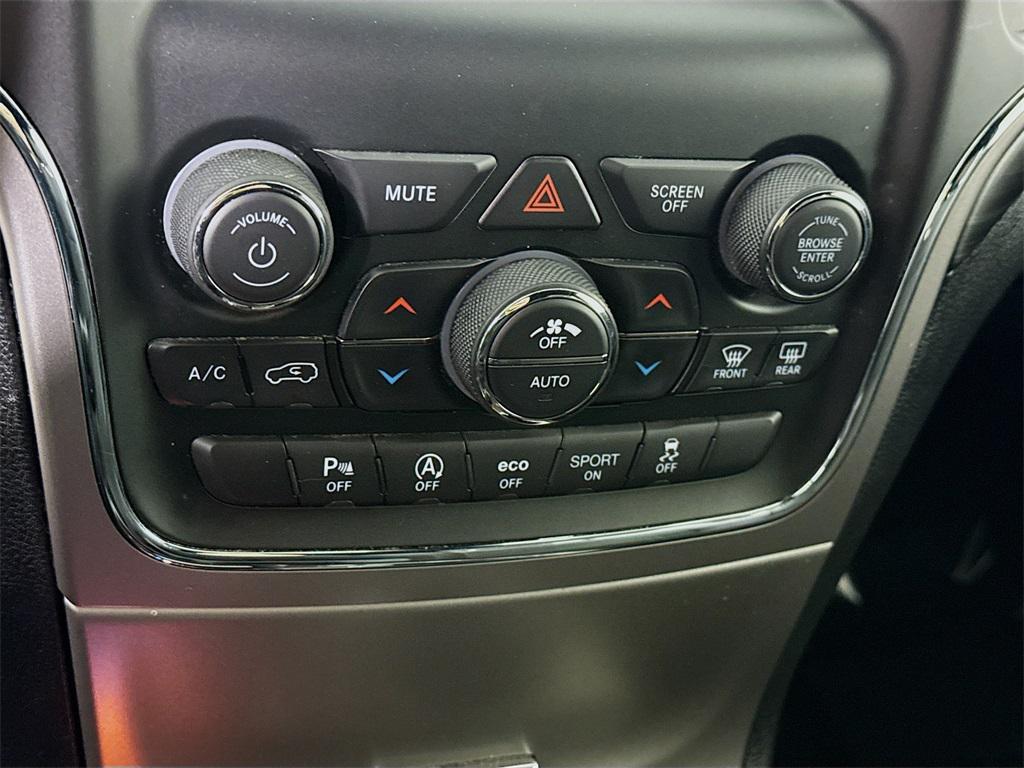 used 2021 Jeep Grand Cherokee car, priced at $21,894