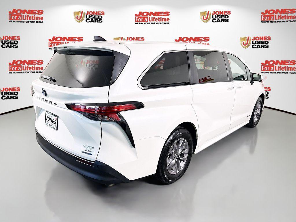 used 2021 Toyota Sienna car, priced at $32,998