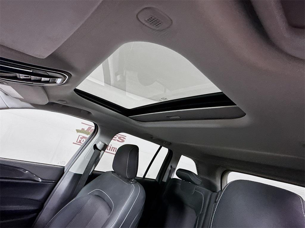 used 2023 Jeep Grand Cherokee car, priced at $29,995