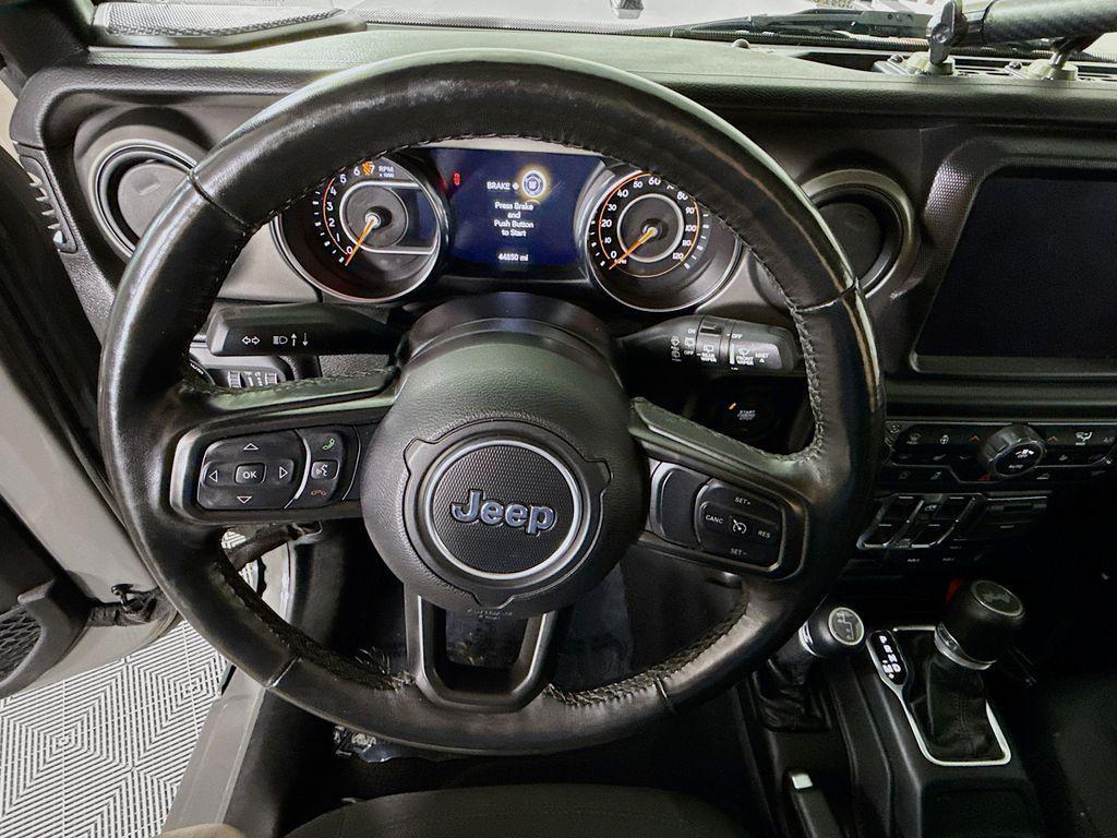 used 2022 Jeep Wrangler Unlimited car, priced at $42,998