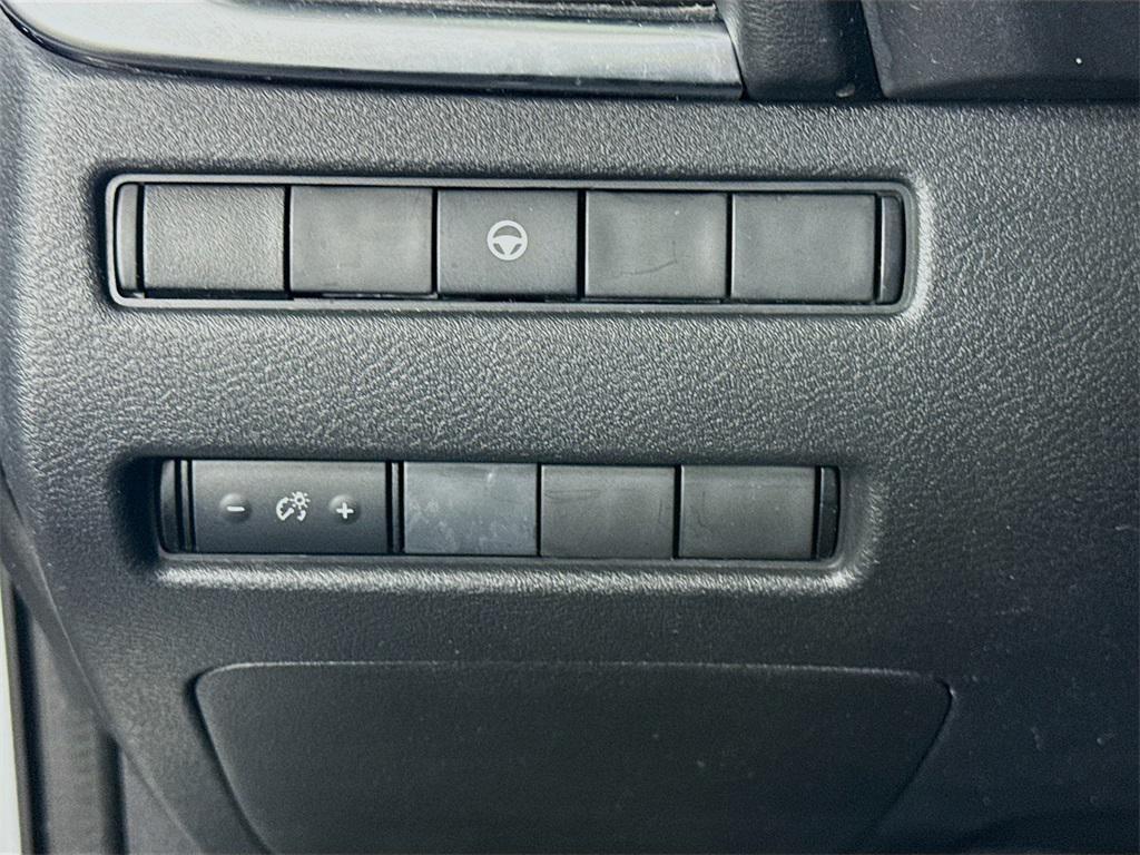 used 2022 Nissan Rogue car, priced at $19,556