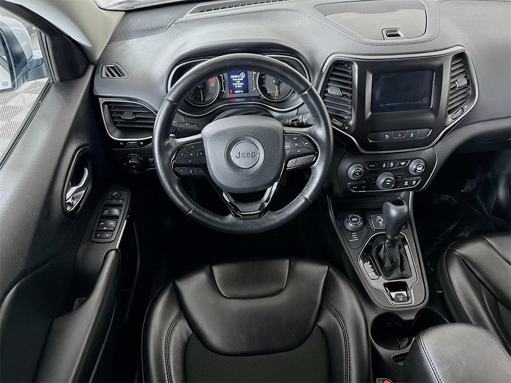 used 2021 Jeep Cherokee car, priced at $21,996