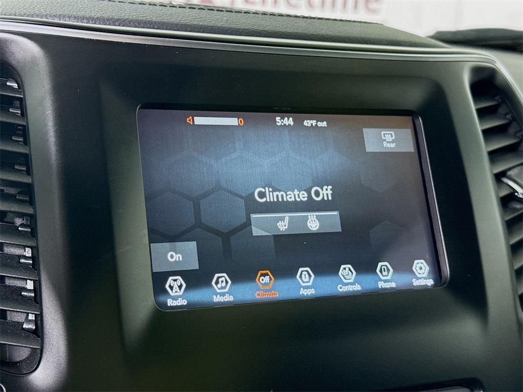 used 2021 Jeep Cherokee car, priced at $21,996