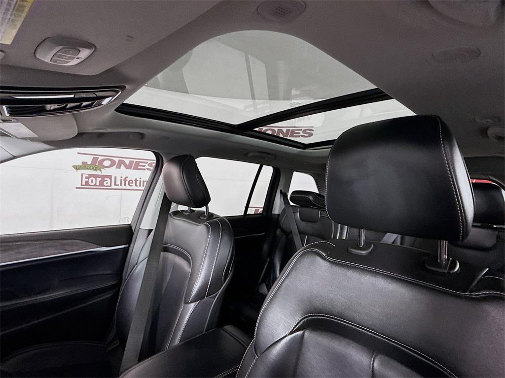 used 2022 Jeep Grand Cherokee 4xe car, priced at $28,998