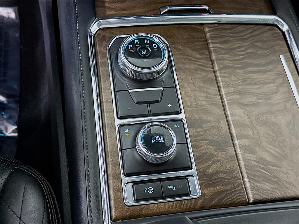 used 2019 Ford Expedition car, priced at $31,987