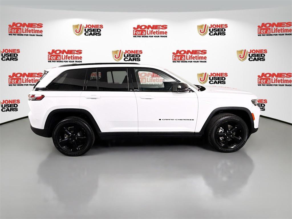 used 2023 Jeep Grand Cherokee car, priced at $31,998
