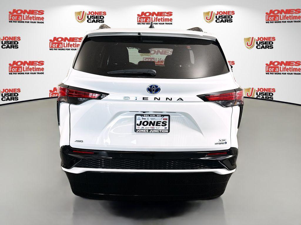 used 2024 Toyota Sienna car, priced at $69,998