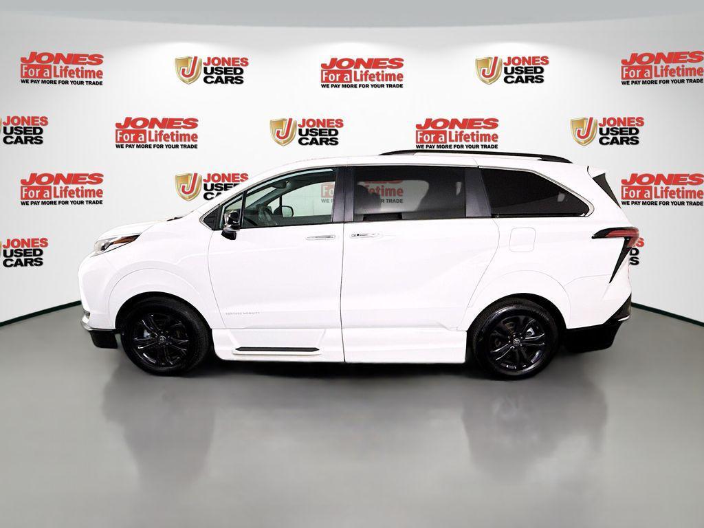 used 2024 Toyota Sienna car, priced at $69,998