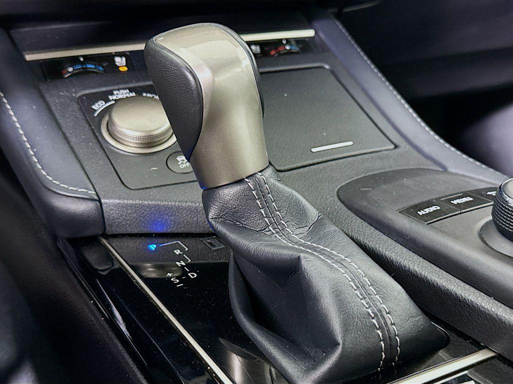 used 2018 Lexus ES 350 car, priced at $26,766