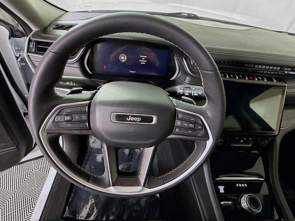 used 2023 Jeep Grand Cherokee L car, priced at $33,998