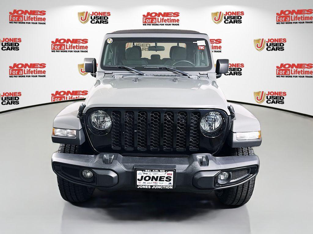 used 2021 Jeep Gladiator car, priced at $32,995