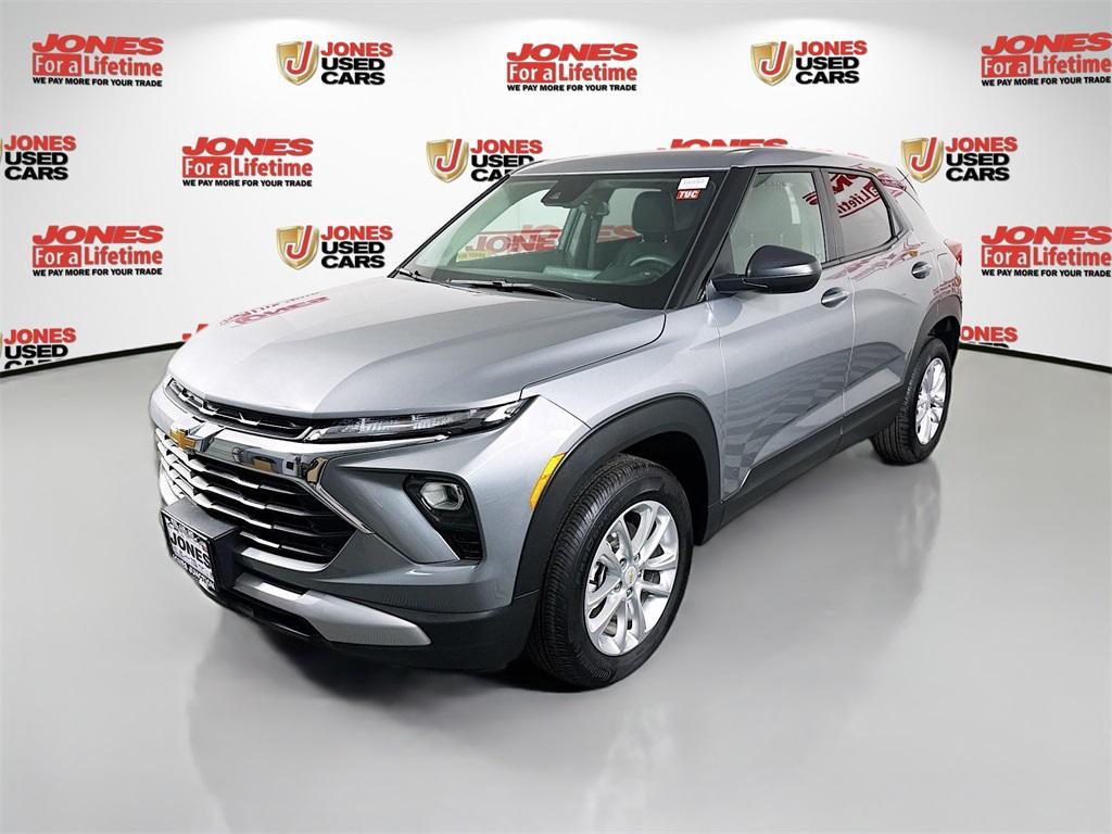 used 2025 Chevrolet TrailBlazer car, priced at $23,987