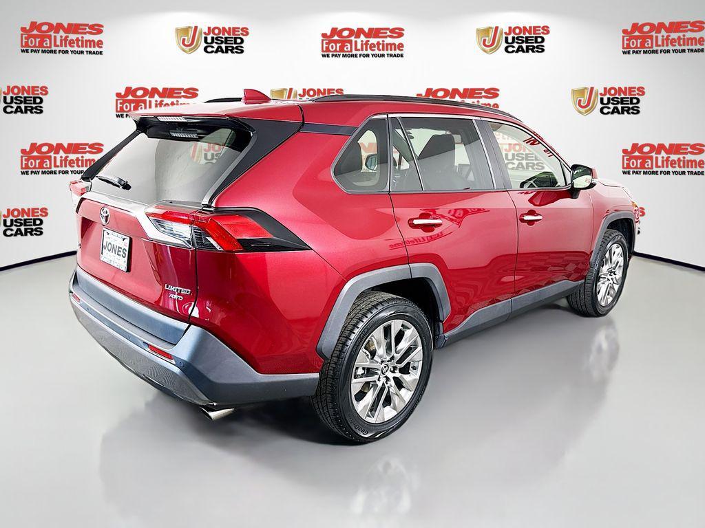 used 2021 Toyota RAV4 car, priced at $31,998