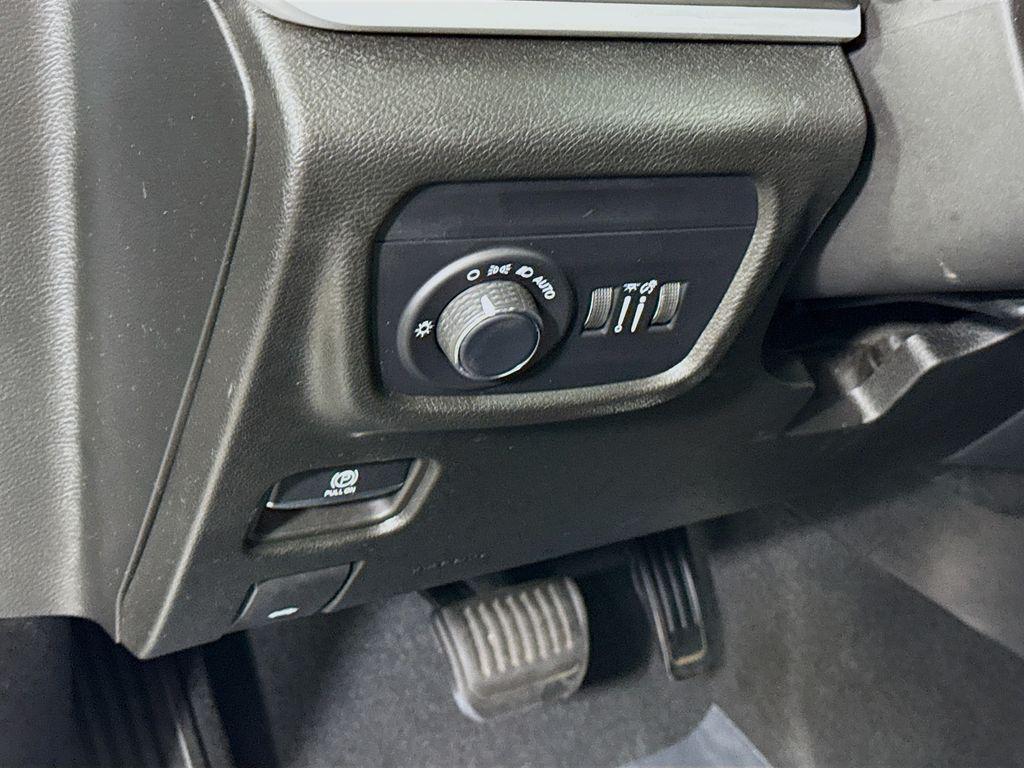 used 2023 Jeep Grand Cherokee car
