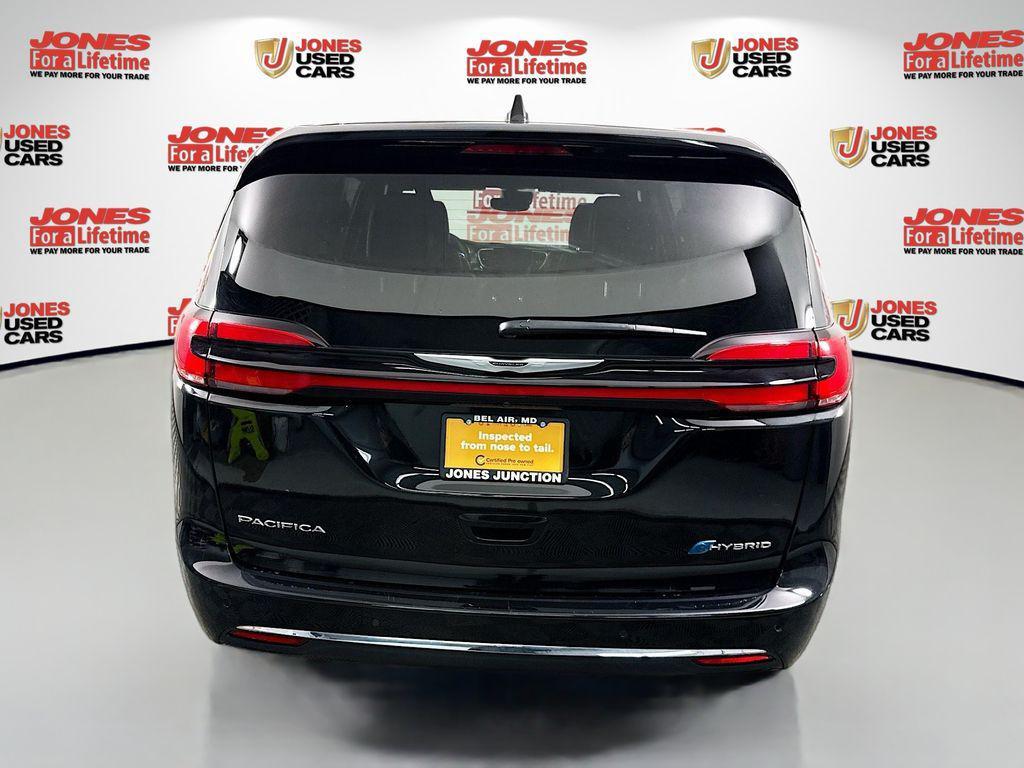 used 2025 Chrysler Pacifica Hybrid car, priced at $35,810
