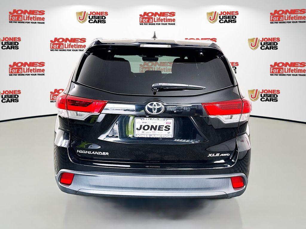 used 2019 Toyota Highlander car, priced at $29,998