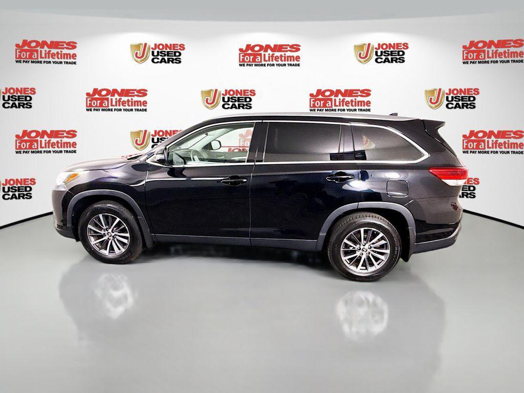 used 2019 Toyota Highlander car, priced at $29,998