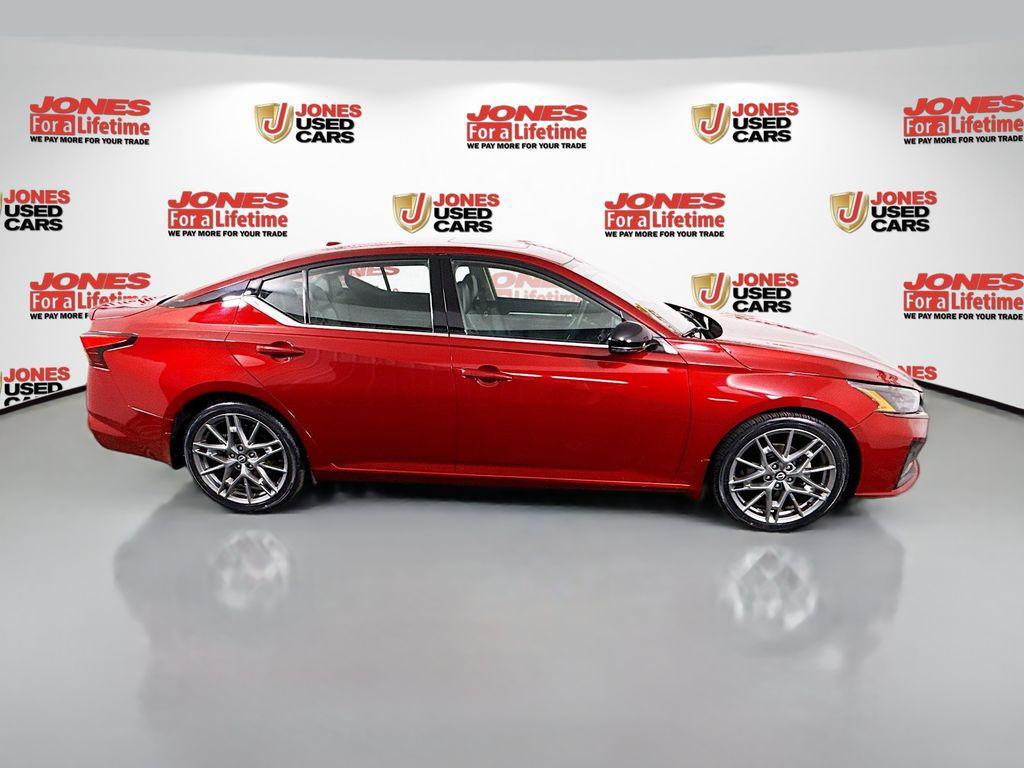 used 2023 Nissan Altima car, priced at $25,998