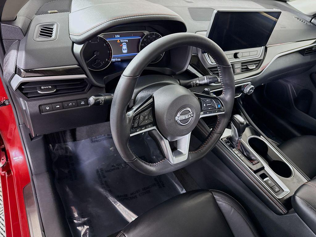 used 2023 Nissan Altima car, priced at $25,998