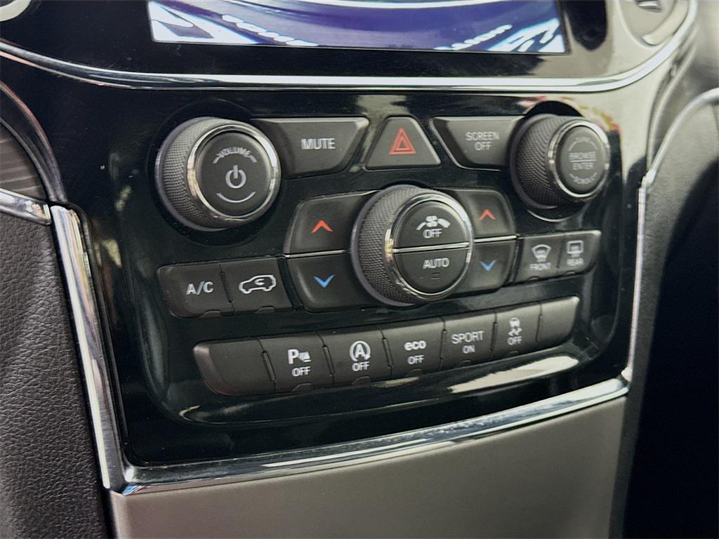 used 2020 Jeep Grand Cherokee car, priced at $20,996